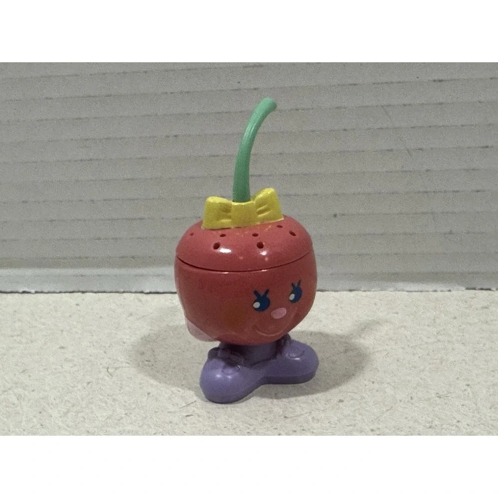 Vtg 1988 Cherry Merry Muffin Cherry Sweet Sugar Shaker Doll Friend Accessory
